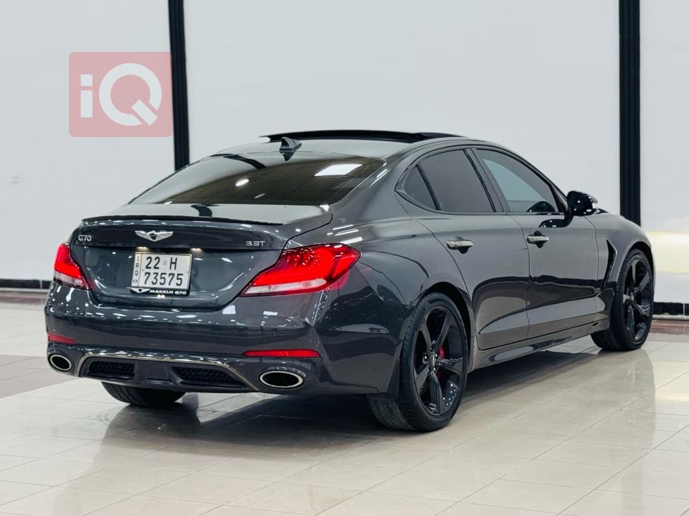 جنسس G70